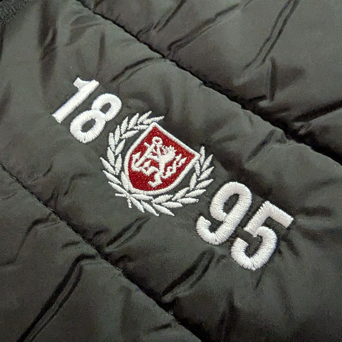 Weste/Bodywarmer: 1895 Löwe – Bild 2